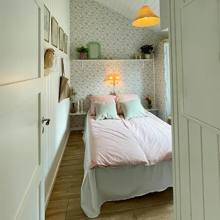 Summer Dreams And Nature In Beautiful Landscape 度假居 *